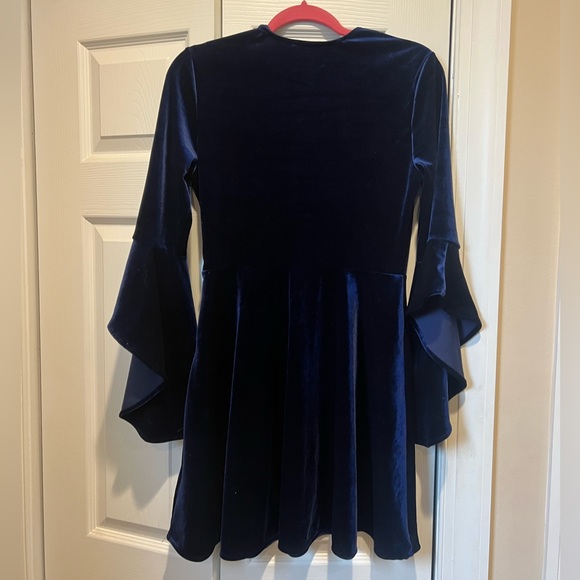 Navy Velvet Low Cut Mini dress LuLus - Picture 3 of 4